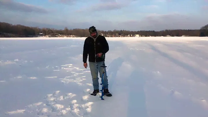 Strikemaster 6” Mora ice auger hole test with a 18 volt drill part 2