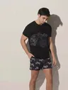 Стильная футболка с круглым вырезм и крупным принтом Ysabel Mora BT-MEN TOSCANA Черный